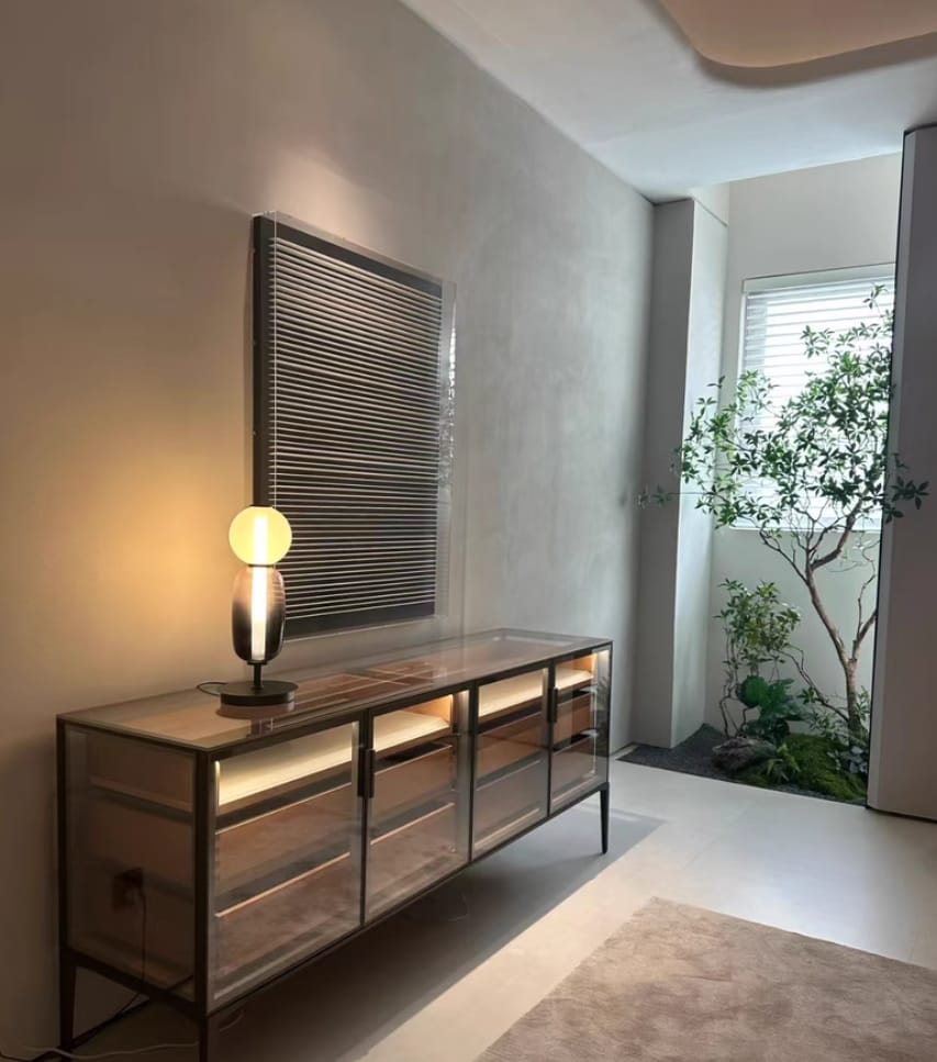 Customer photo review of Candied Glass Table Lamp, Hand-Blown Crystal Pebbles, Black Base, LED