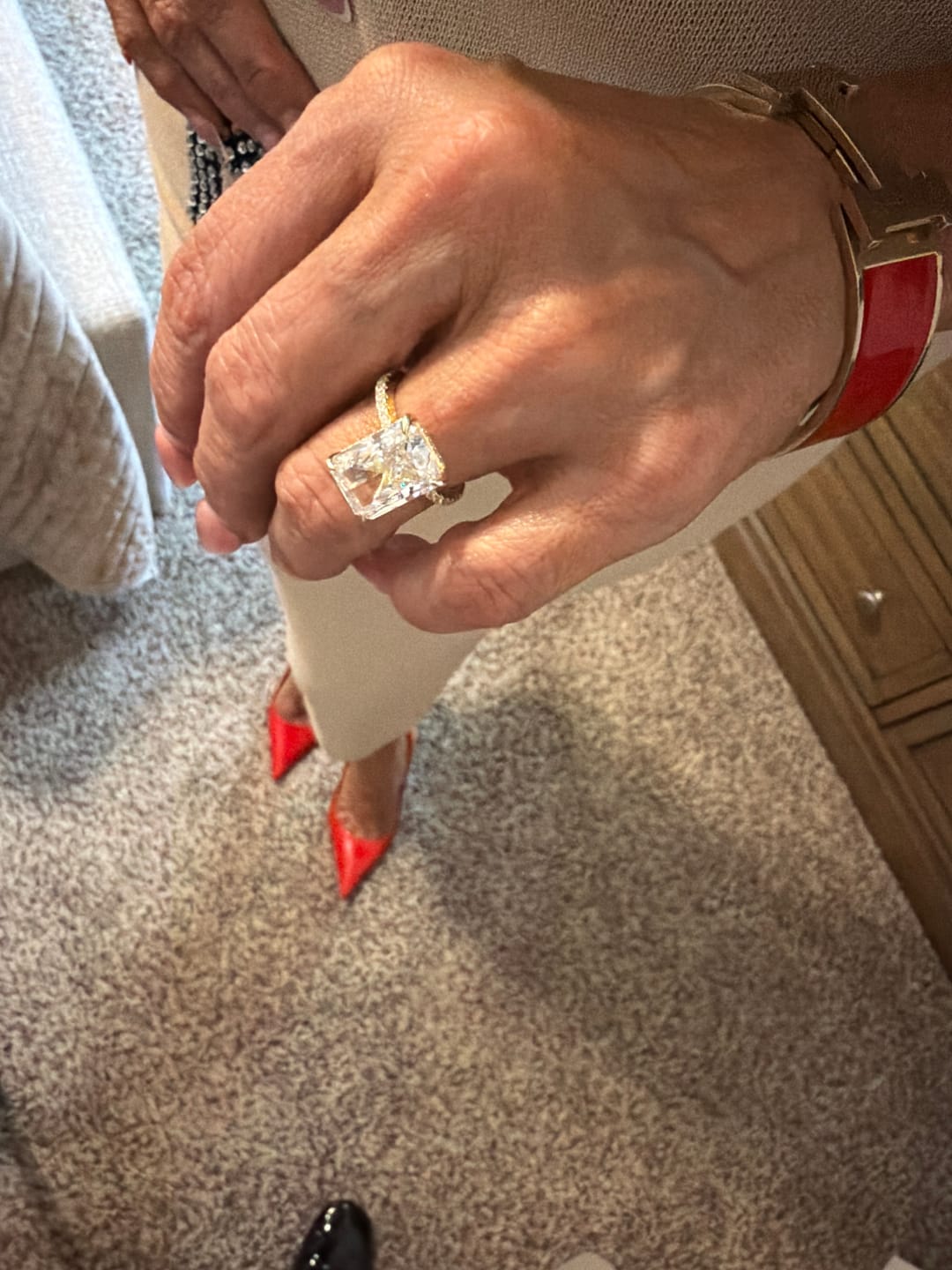 Customer photo review of S925 2.0Ct～7.0Ct Radiant Cut Engagement Ring Or Enhancer Wedding Set In Sterling Silver