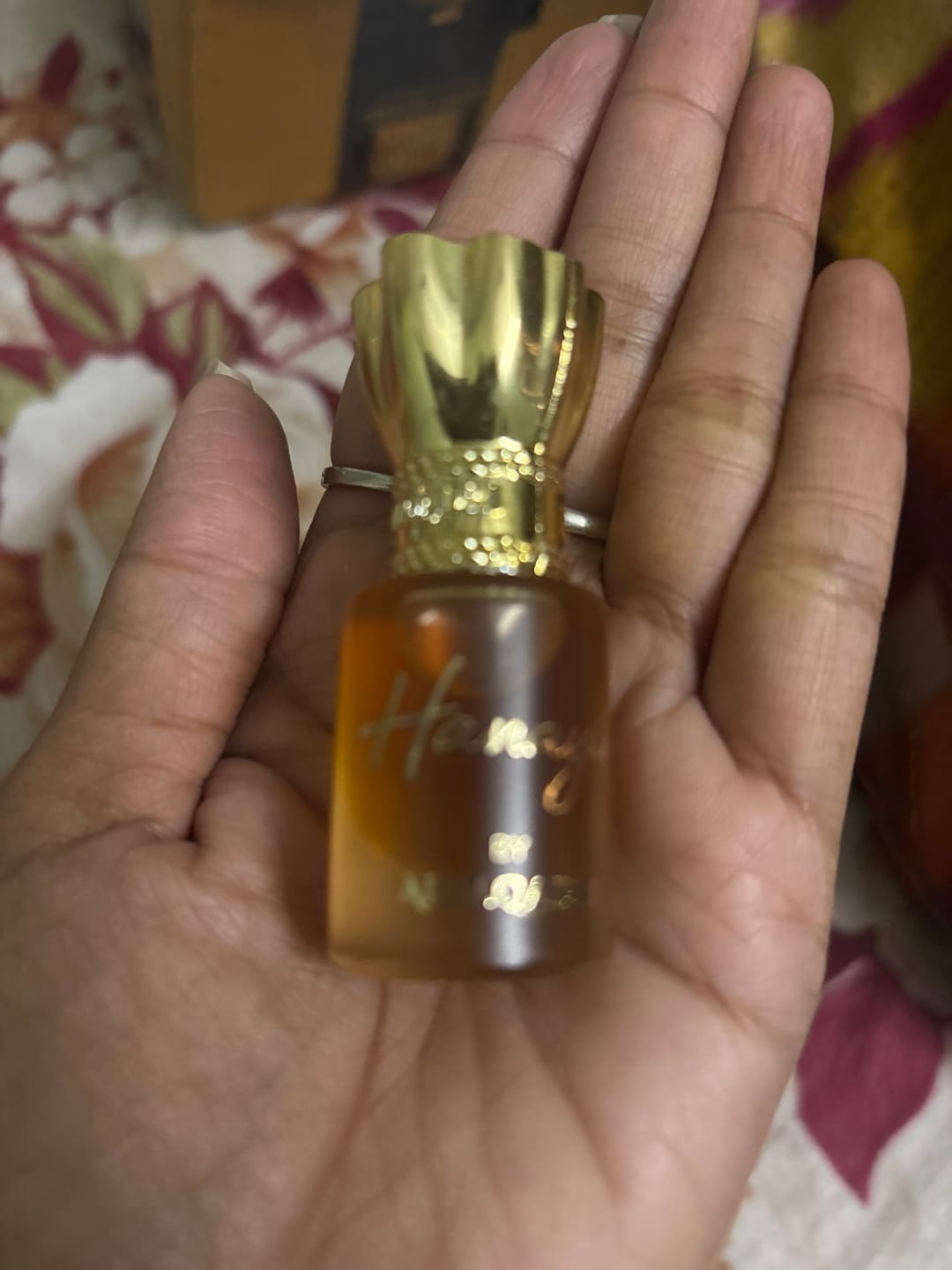Customer photo review of Hanayir Luxury Attar Perfume 5.5 ML