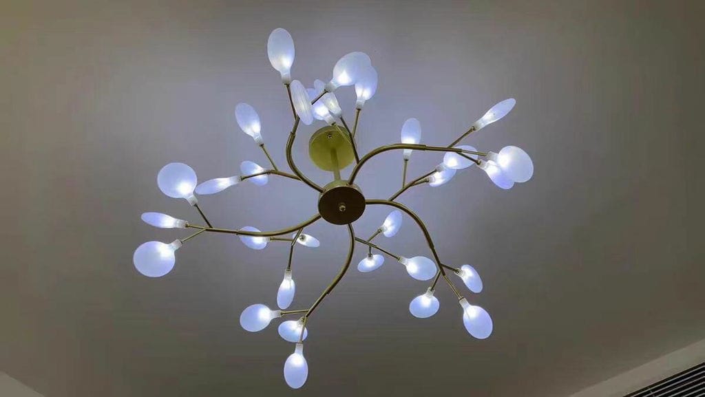 Customer photo review of Chandelier, Firefly Sputnik, Translucent Glass Leaves, G4 LED, Dimmable