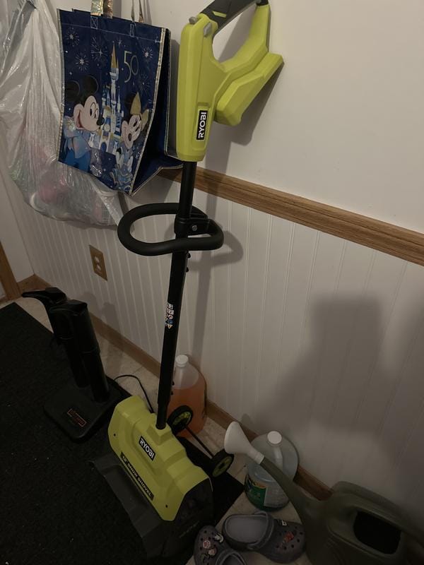 Customer photo review of XT1 Enduro LT 42 In. 547Cc Engine with Intelli Power Hydrostatic Drive Gas Riding Lawn Tractor