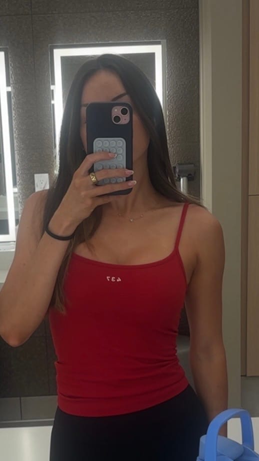 Customer photo review of The Minimalist Tank Scarlet