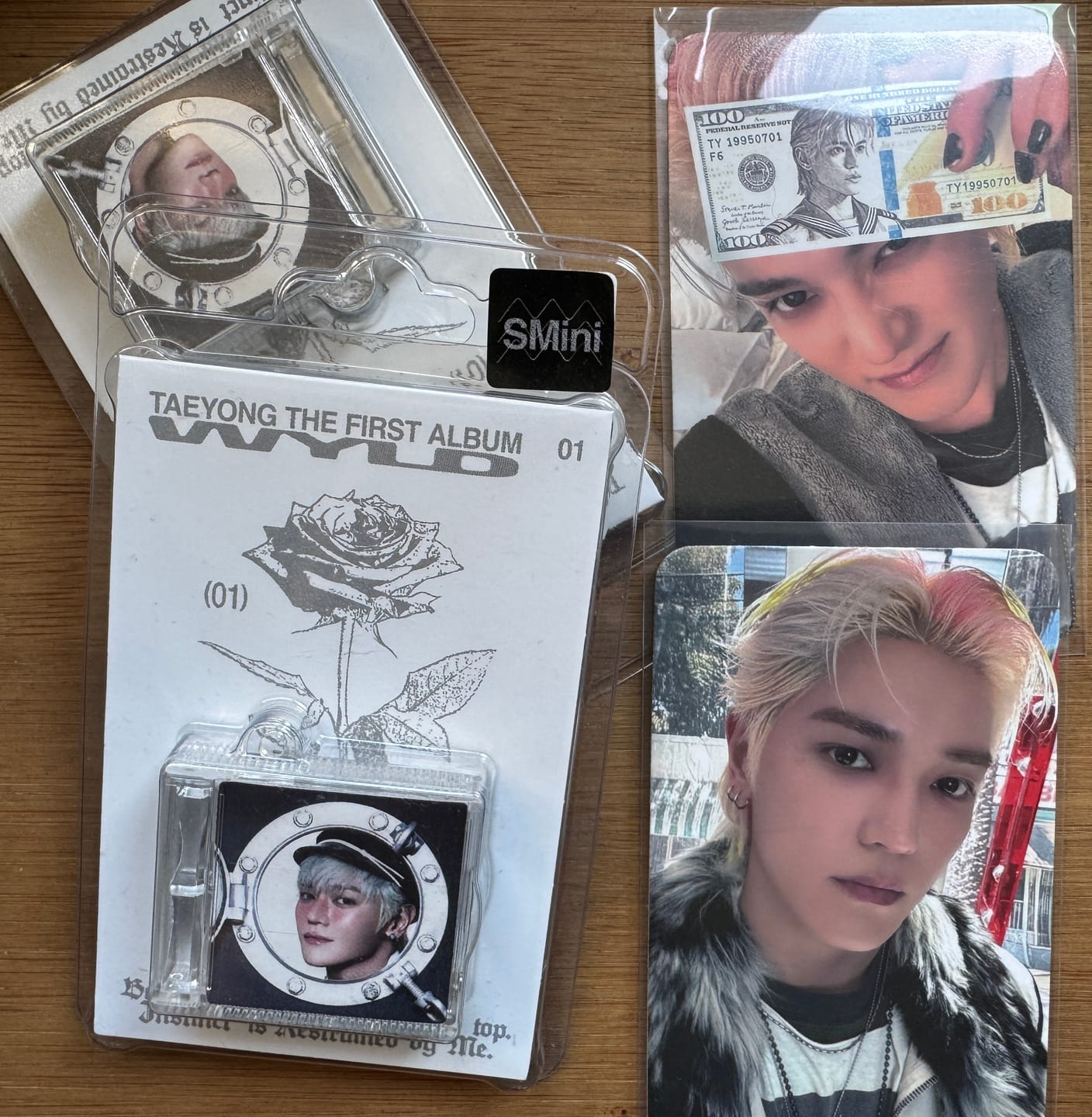 Customer photo review of TAEYONG (NCT) - 1st Full Album [WYLD] SMini Ver. (Online Benefit)