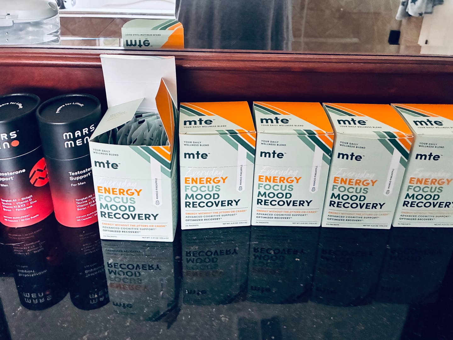 Customer photo review of MTE: A New Kind of Energy