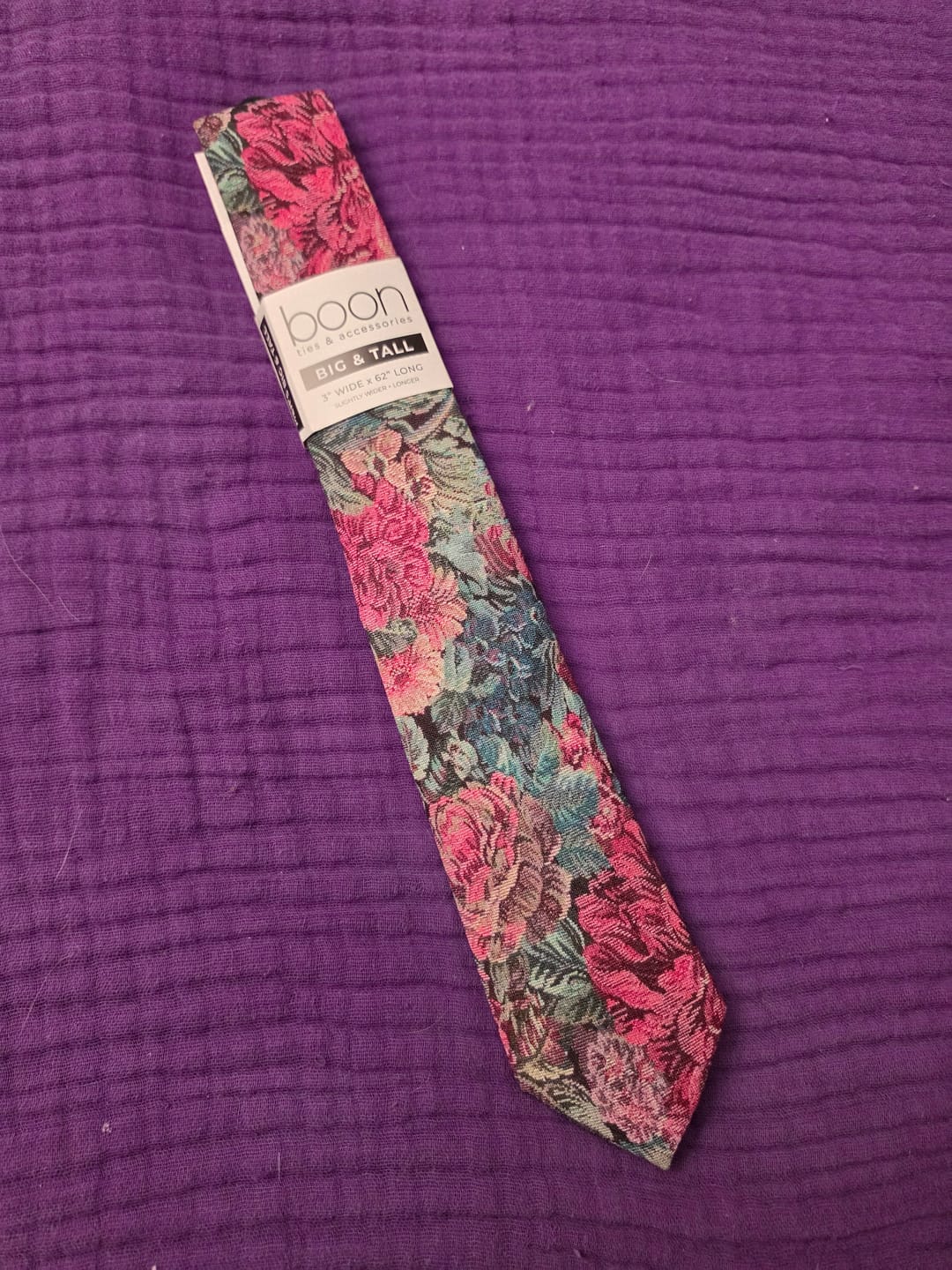 Customer photo review of Foyer Floral - Men's Tie