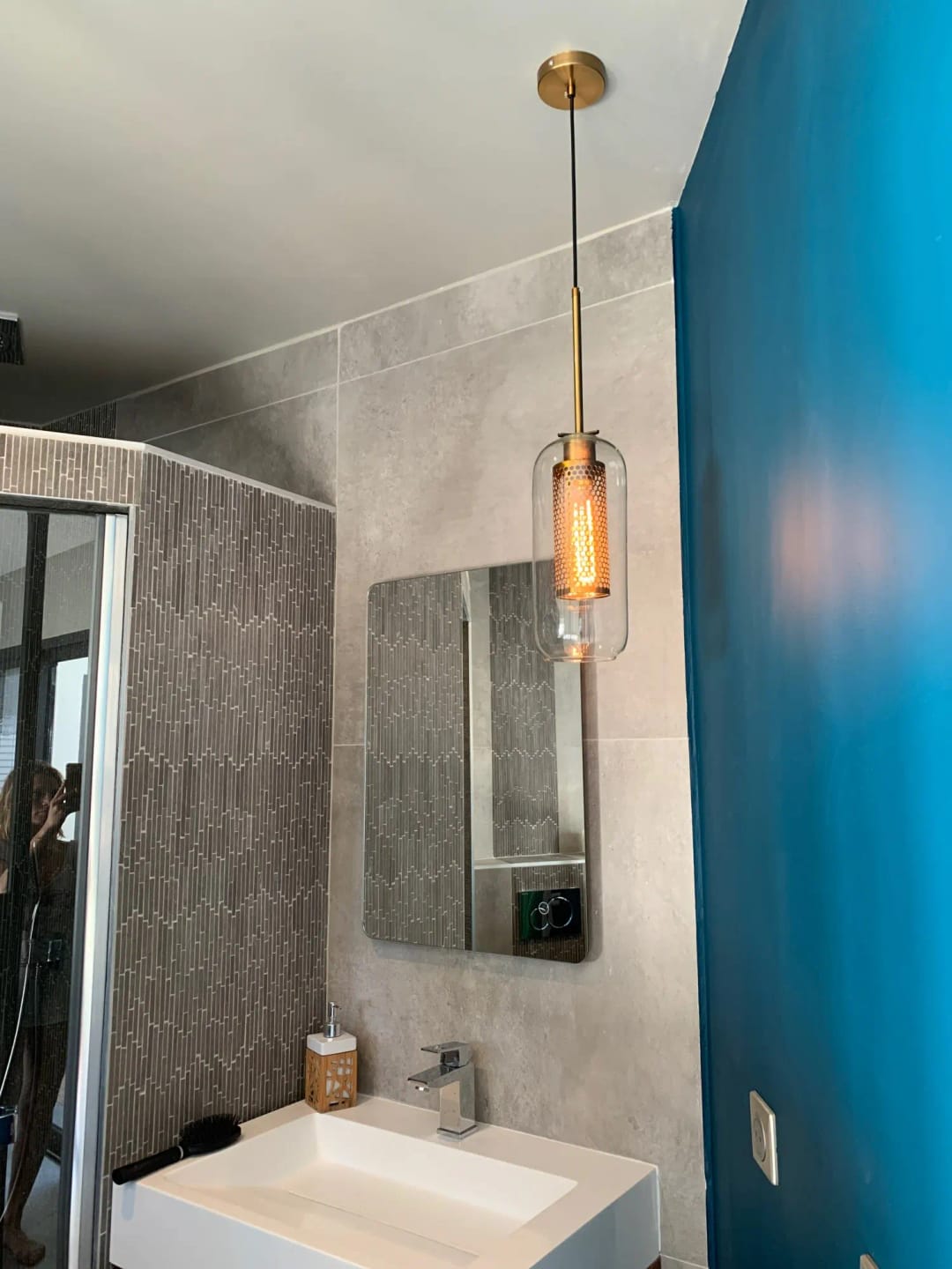 Customer photo review of Pendant Light, Chiswick Glass, Copper Silver Black, E27 Cluster