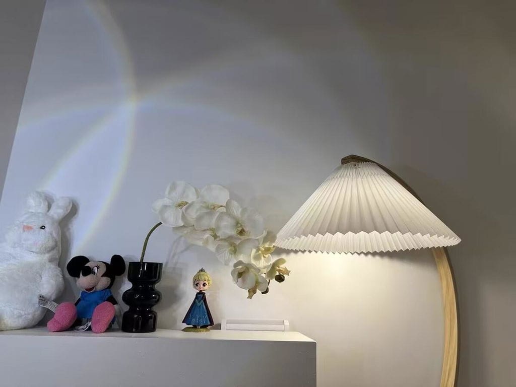 Customer photo review of Floor Lamp, Caprani Beechwood & Linen Shade, E26/E27, Plug-In