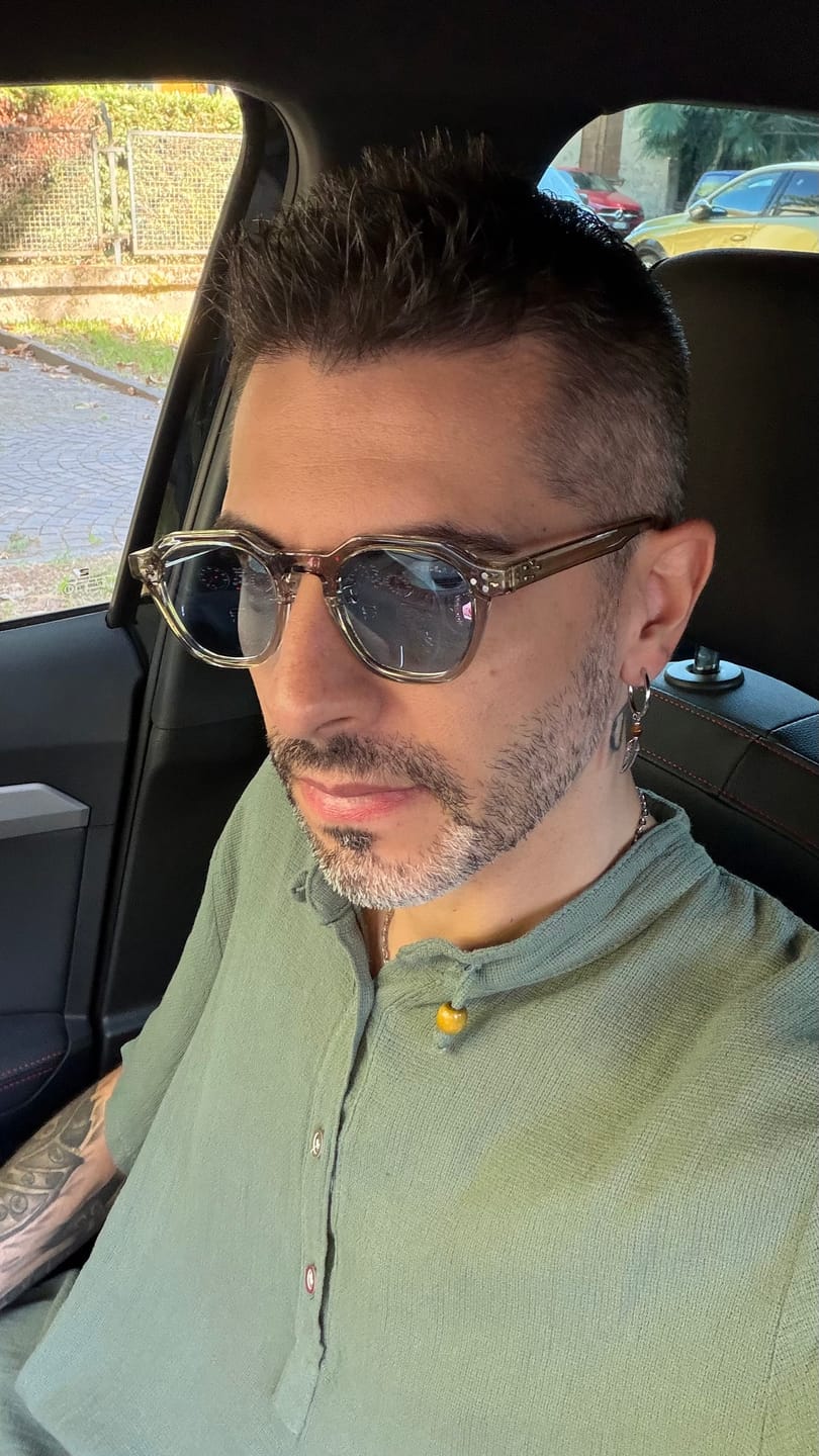 Customer photo review of Capri Grey