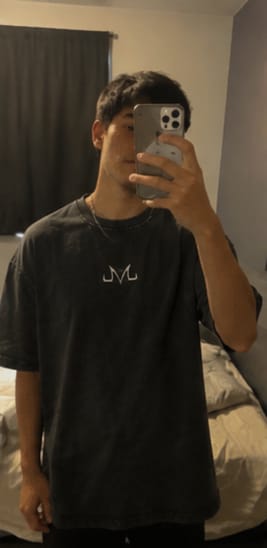 Customer photo review of MAJIN SHIRTS