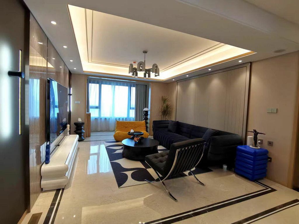 Customer photo review of Cirkus Chandelier, Integrated LED, Movable U-Heads, Linear or Circular