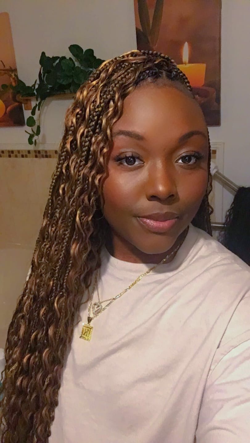 Customer photo review of #4/27/30 Mix Color Blend Deep Wave Human Crochet Hair