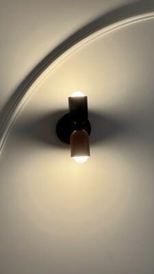 Customer photo review of Wall Lamp, Couleur Double Up-Down Glow, E26/E27, Metal Shades