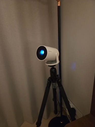 Customer photo review of MUVIENORA Pivot 1™