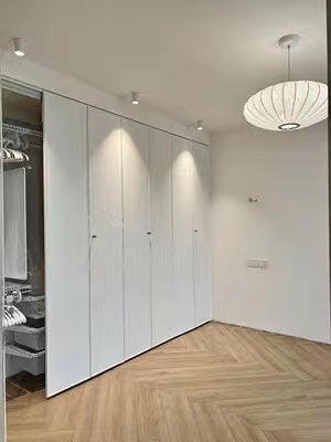 Customer photo review of Pendant Light, Crisscross Bubble, Mulberry Silk, Steel Wireframe, E26