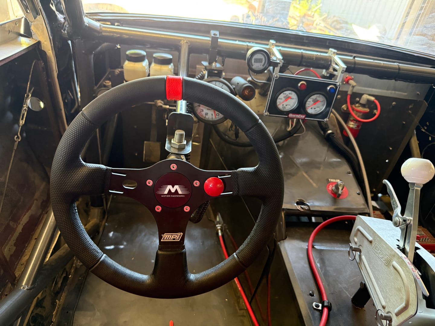 Customer photo review of Motion Raceworks SFI Quick Release Steering Hub 5/6 Bolt Pattern 15-240