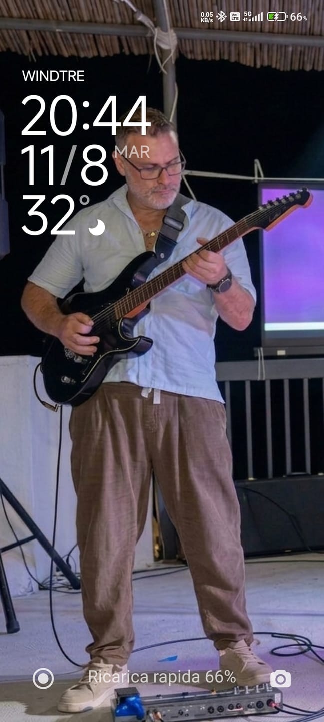 Customer photo review of LA PENTATONICA NELLA CHITARRA CONTEMPORANEA - William Stravato