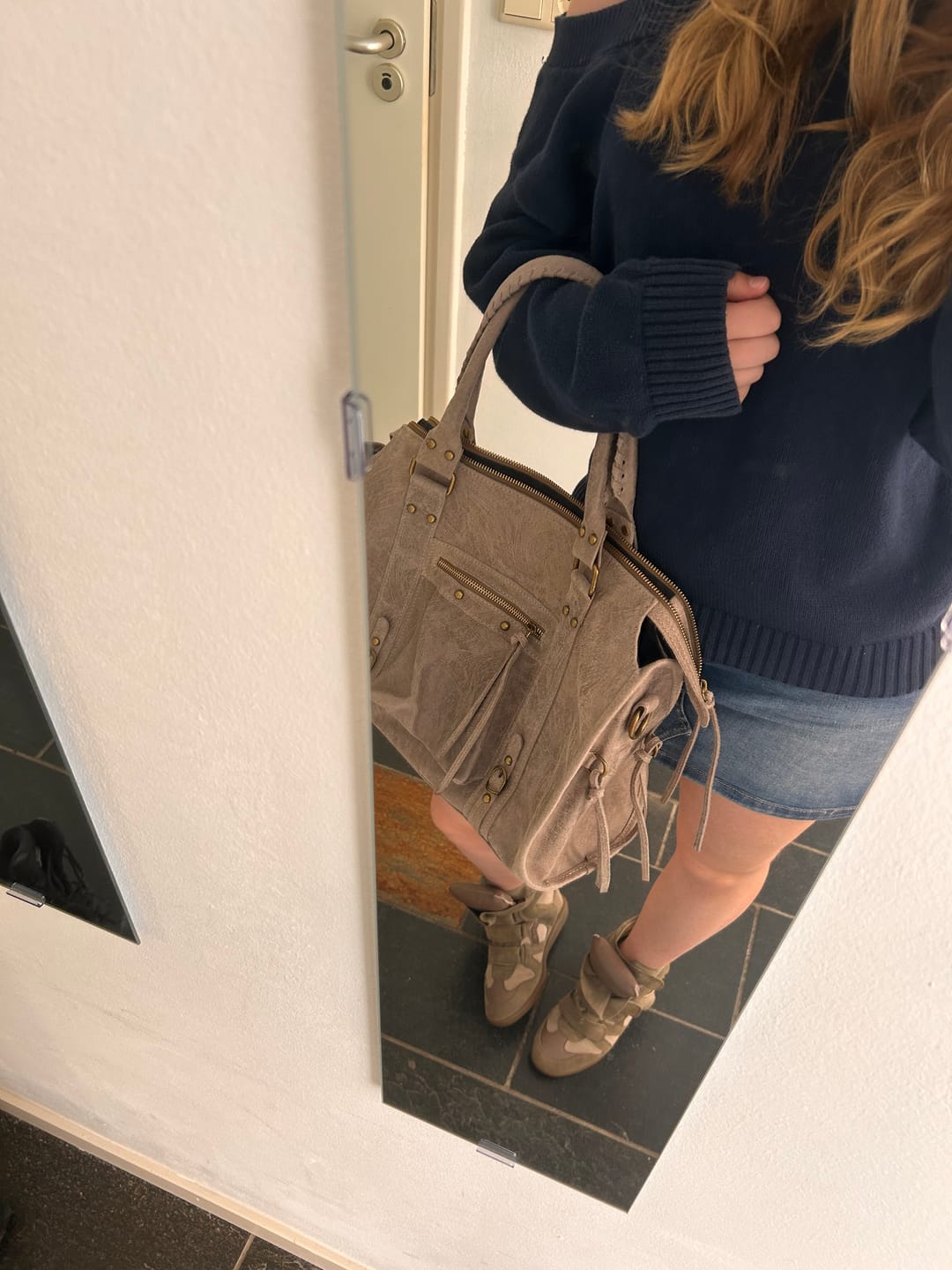Customer photo review of It girl bag taupe