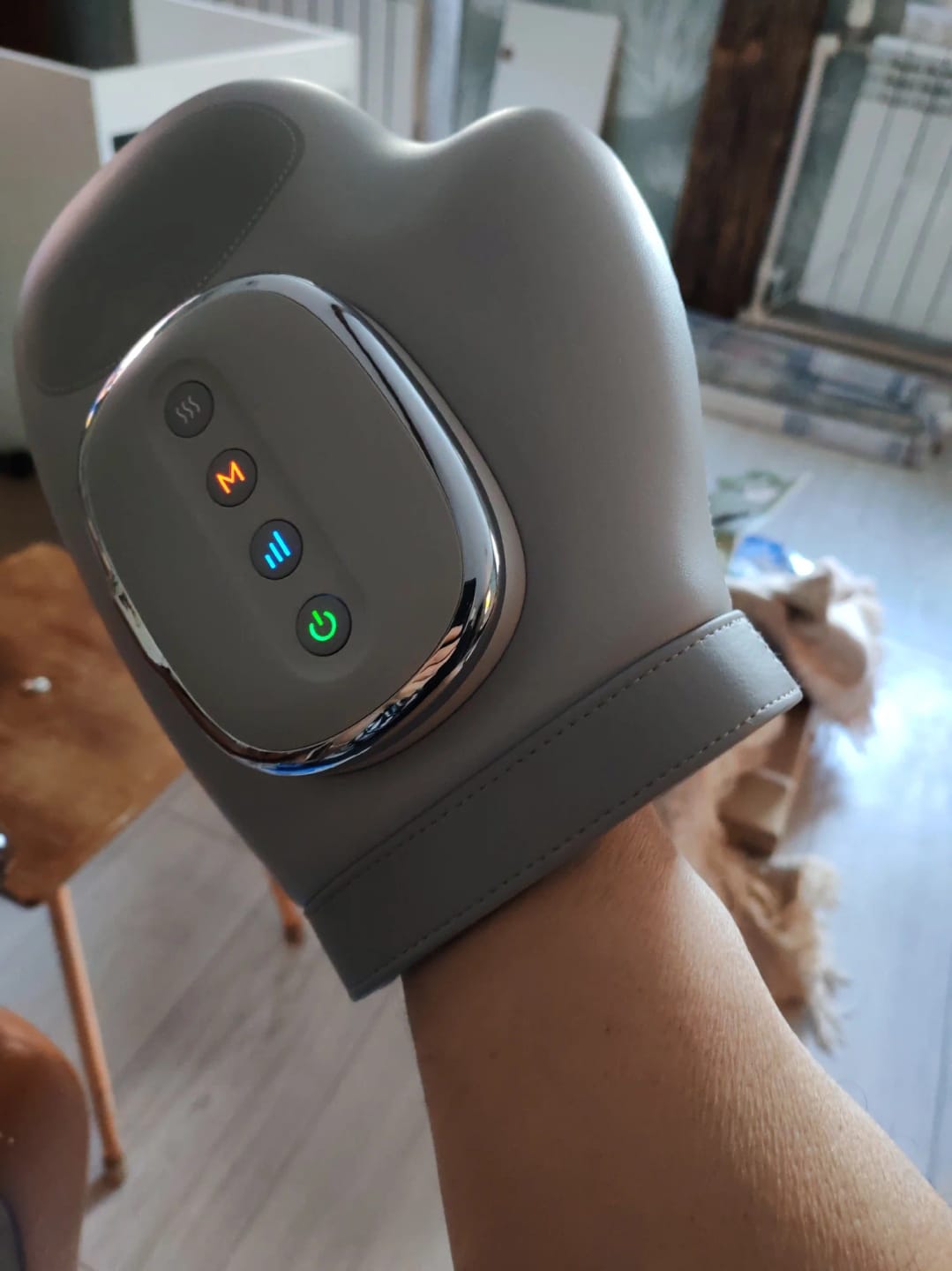 Customer photo review of Val's Gift™ Allevi Hand Massager