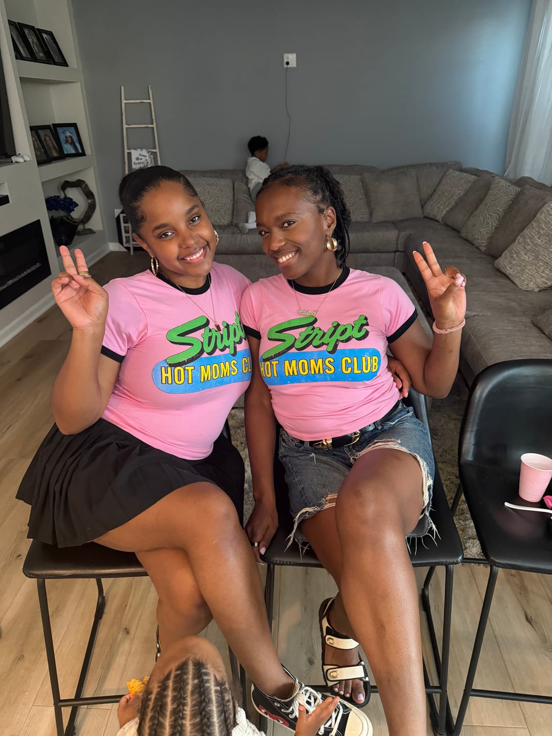 Customer photo review of HOT MOMS CLUB RINGER