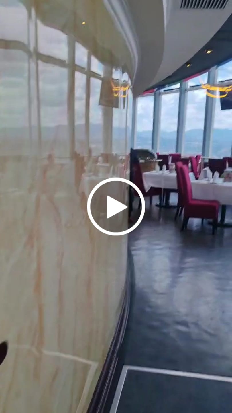 Customer video review of Menú Bellini