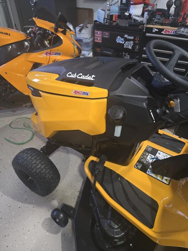 Customer photo review of XT1 Enduro LT 42 In. 547Cc Engine with Intelli Power Hydrostatic Drive Gas Riding Lawn Tractor