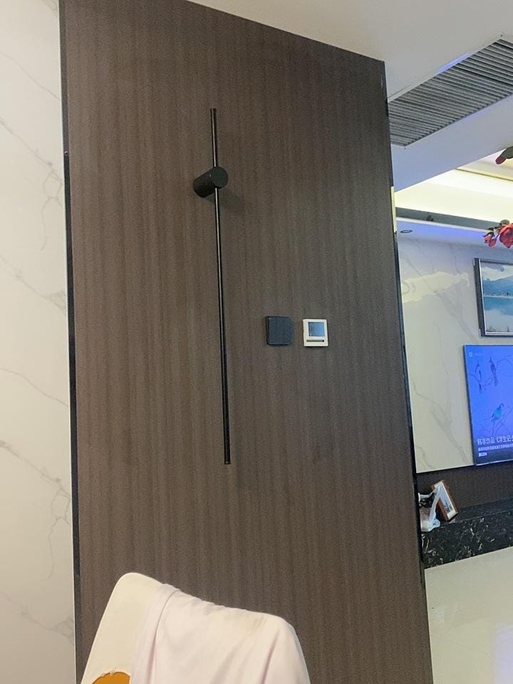 Customer photo review of Wall Light, Linear LED Slim Tube, Black or Copper, Wall or Ceiling Mount