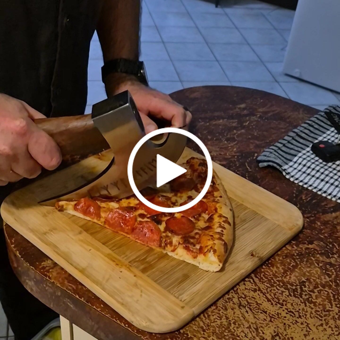Customer video review of Viking Feast Gift Set