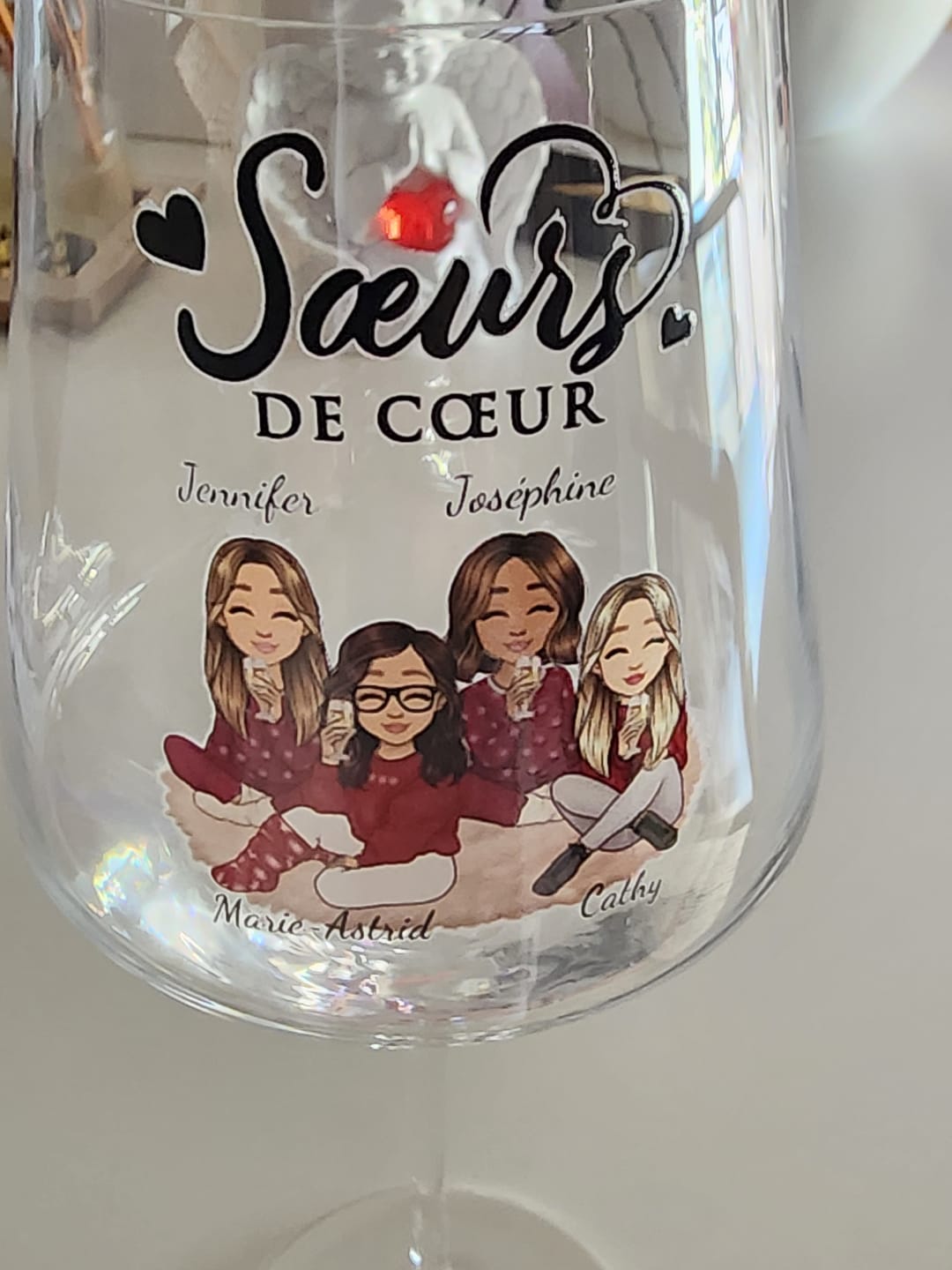Customer photo review of Amies de cœur - Verre à vin personnalisé