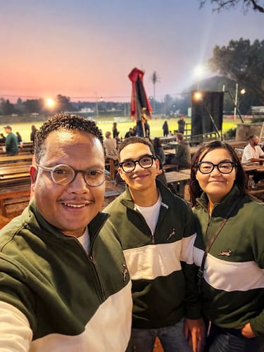 Customer photo review of Springboks Signature Hoop Quarter Zip Green