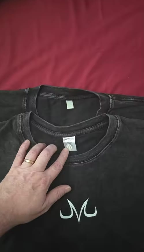 Customer photo review of MAJIN SHIRTS