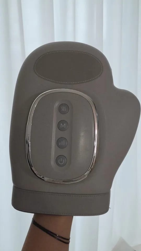 Customer photo review of Val's Gift™ Allevi Hand Massager