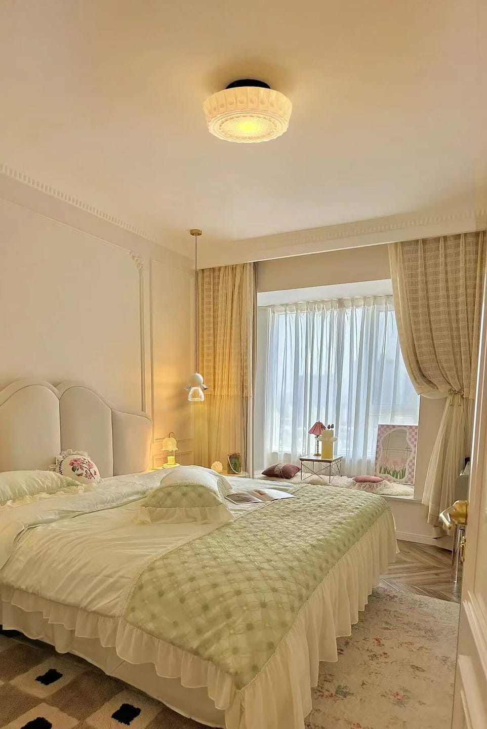 Customer photo review of Ceiling Light, Charles Edwards, Glass Shades, Black, E27 LED