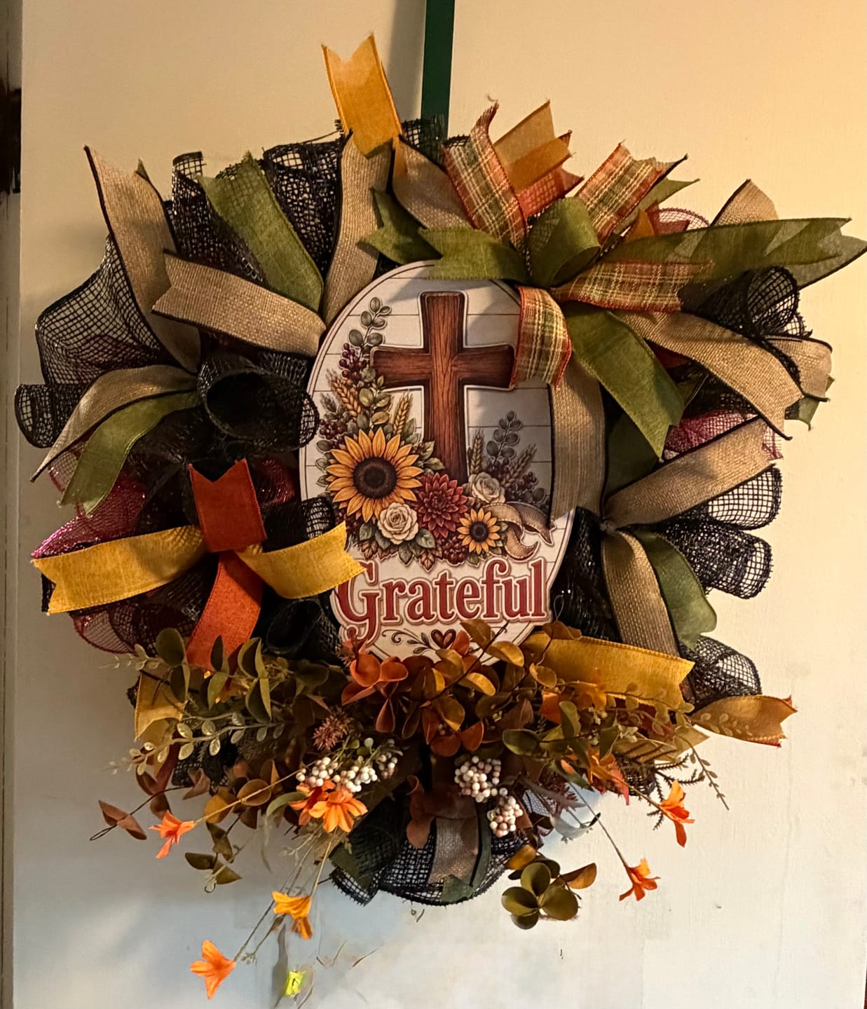 Customer photo review of Grateful Cross Oval, PS-W-0235, 12in Sign For Wreath, Wood Wreath Sign