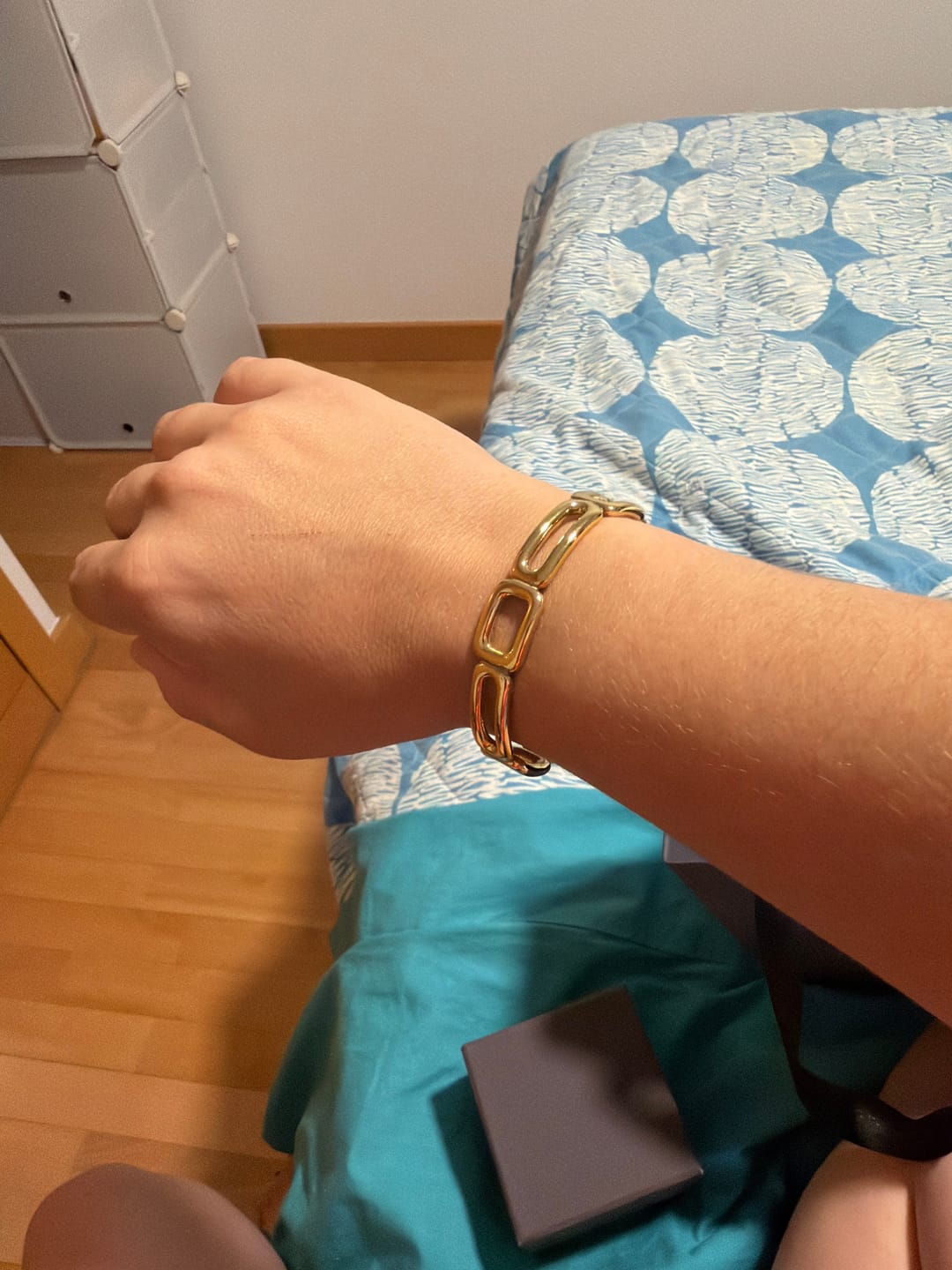 Customer photo review of Duality Chain Bracelet
