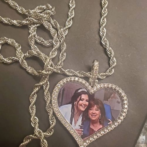 Customer photo review of Colgante de Foto Personalizado