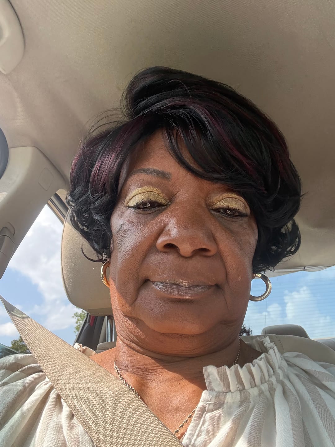 Customer photo review of Vanessa Fashion Wig IDINA