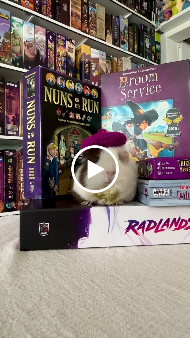 Customer video review of GuineaDad Pea Flakes Treat Cups (100% All Natural)