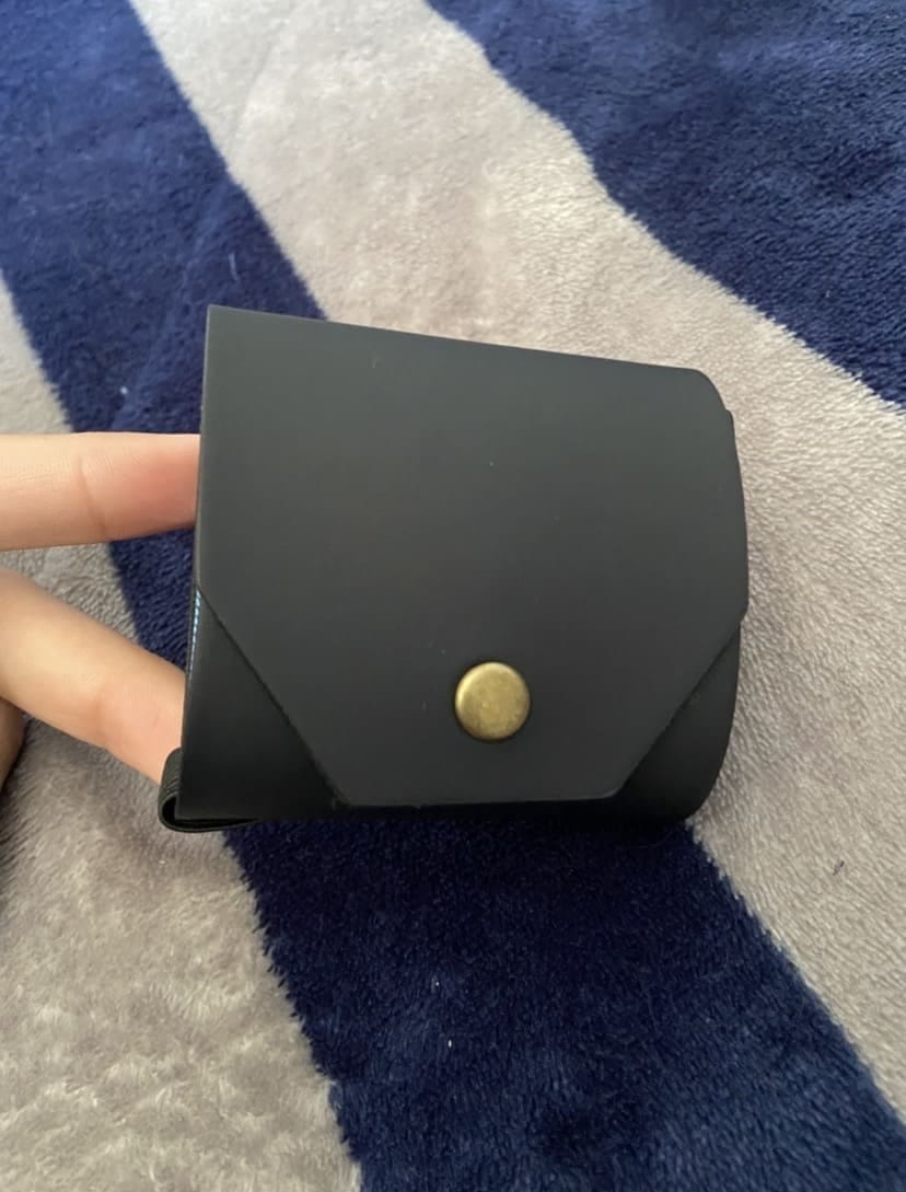 Customer photo review of PLATAWORTH™ Billetera Old Money
