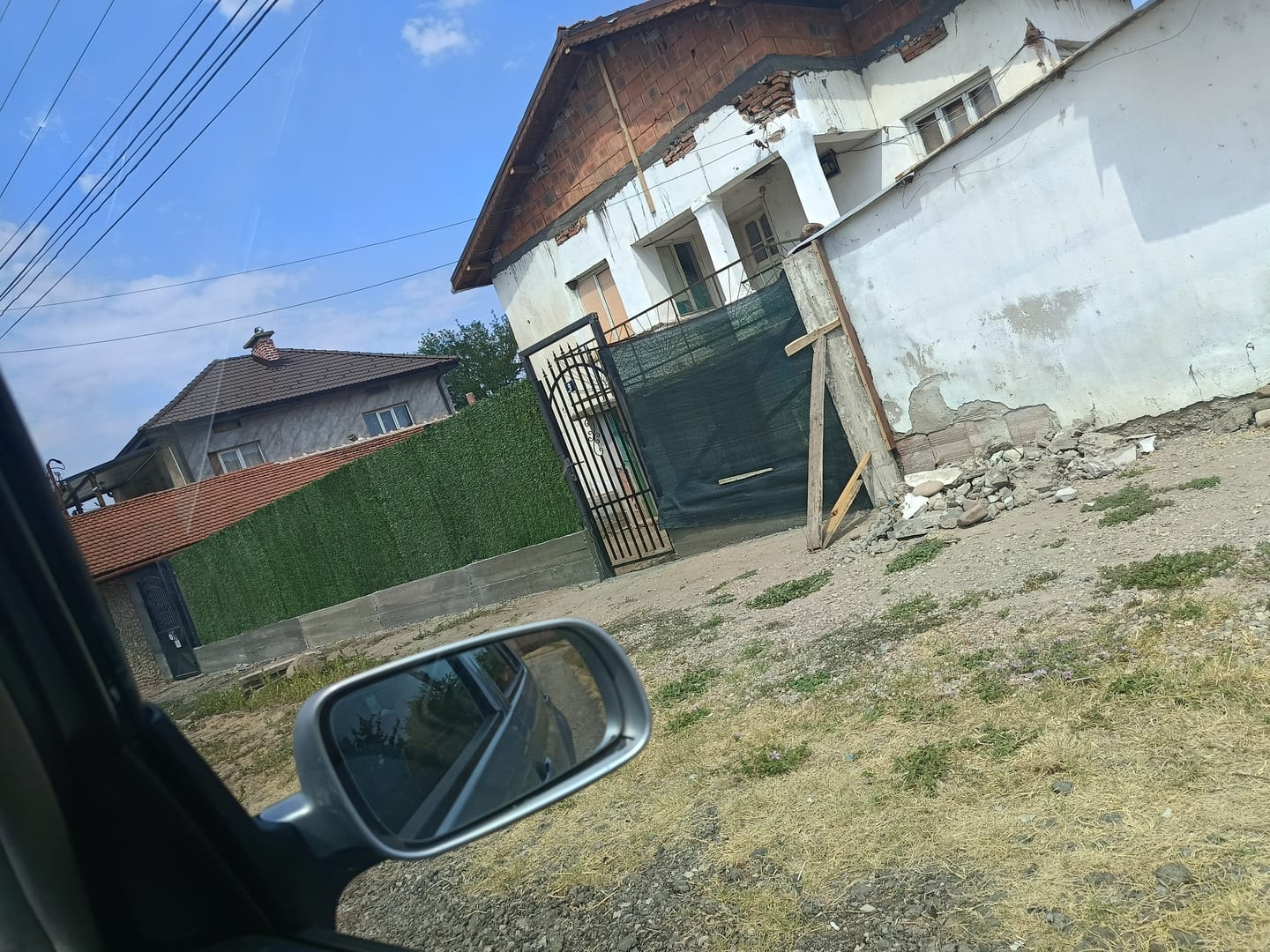Customer photo review of ОГРАДНИ КОЛОВЕ С ПЛАНКА