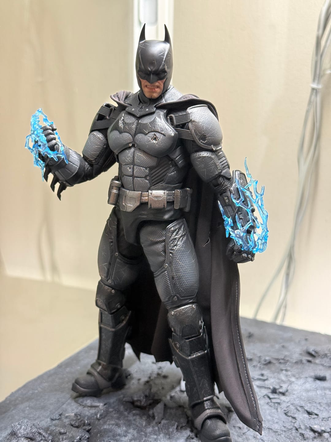 Customer photo review of Batman: Arkham Origins - Batman (Battle Damaged Version) Action Figure