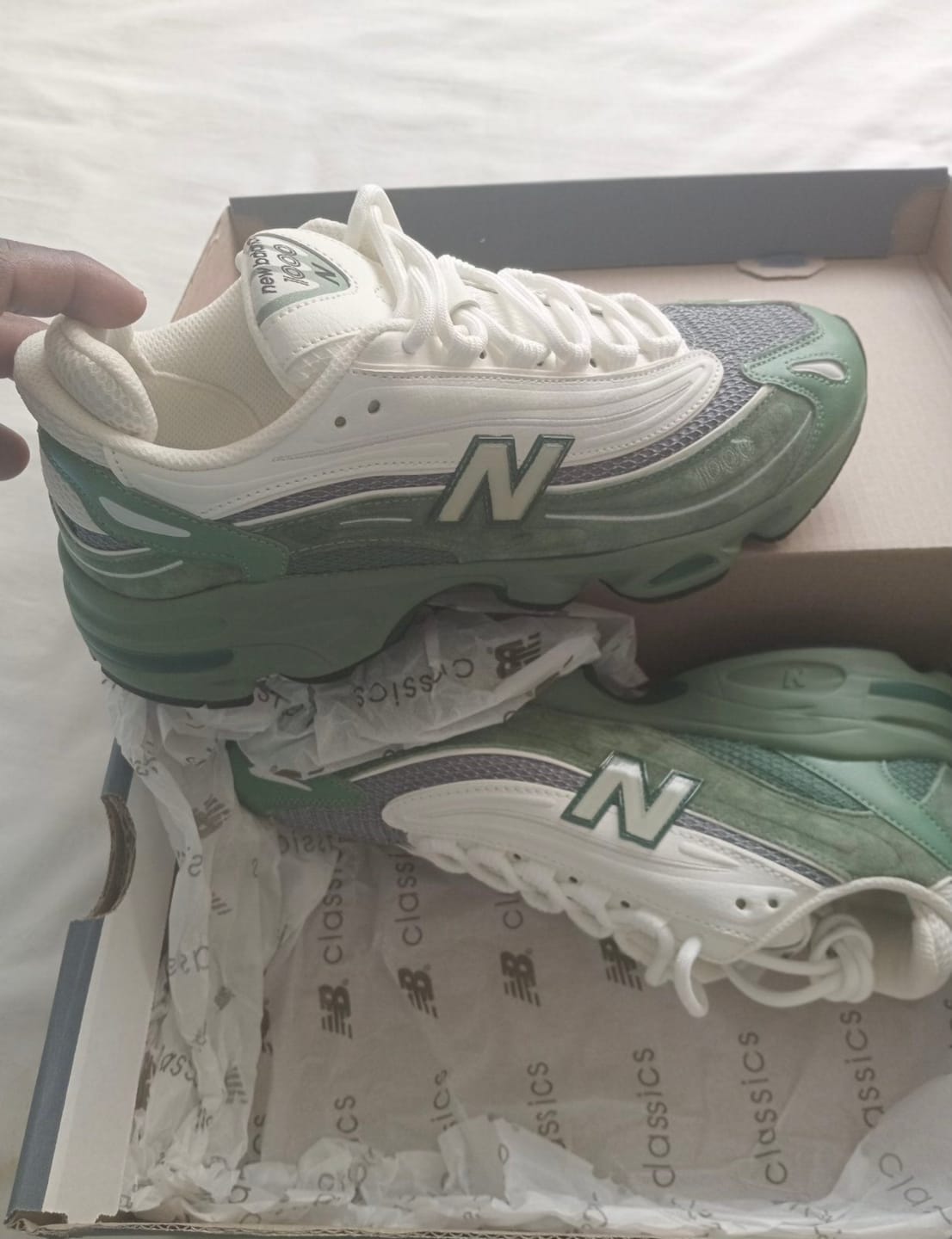 Customer photo review of New Balance 1000 "Green"