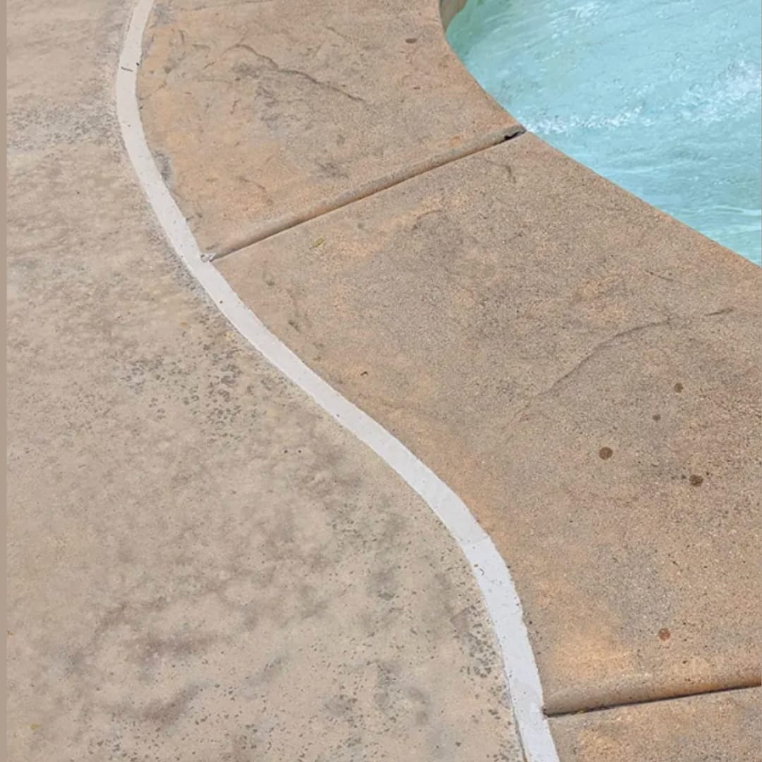 Customer photo review of Concretix™ Sella y repara grietas de concreto en minutos