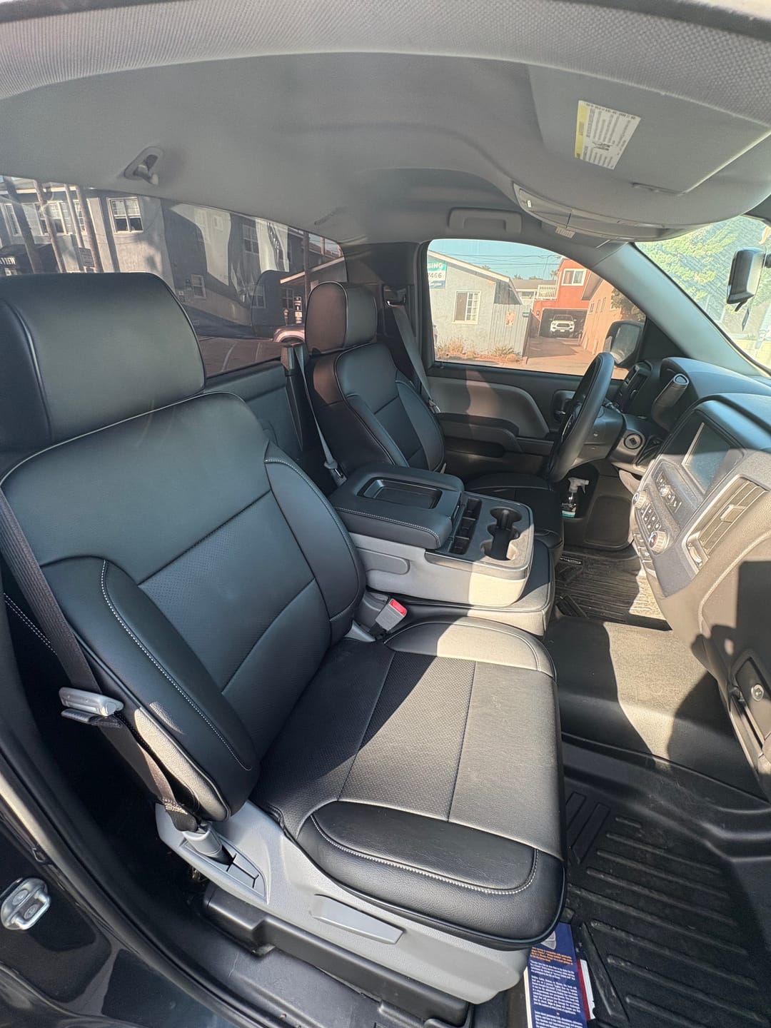 Customer photo review of 2014-18 GMC Sierra Custom Leather Seat Covers