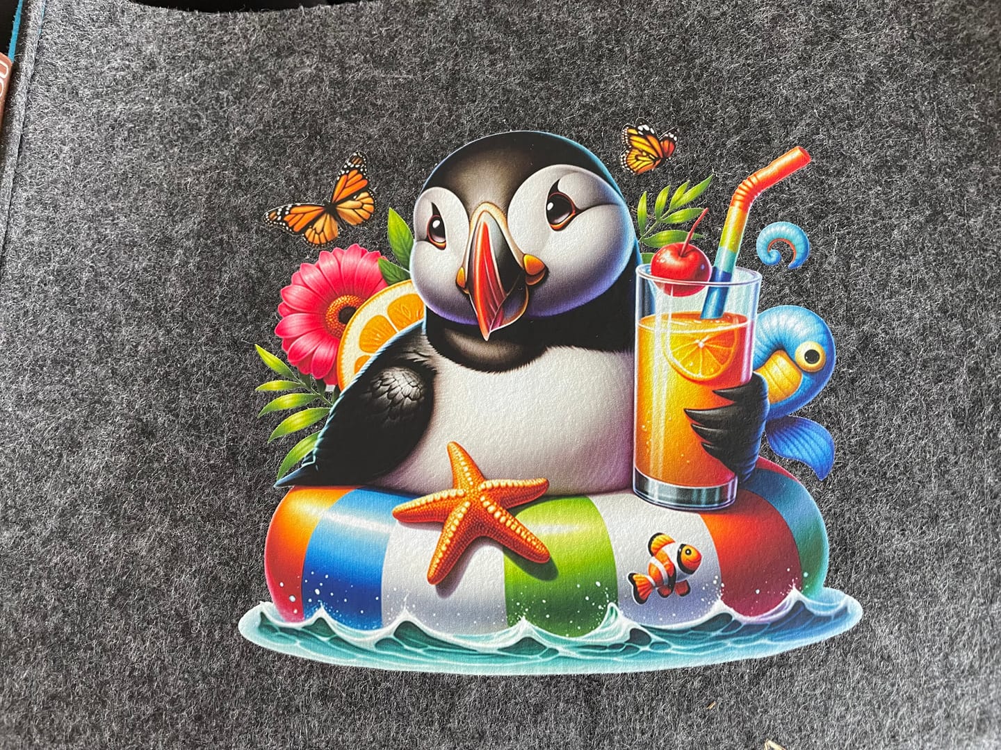 Customer photo review of Bügelbild karibischer Puffin Momo