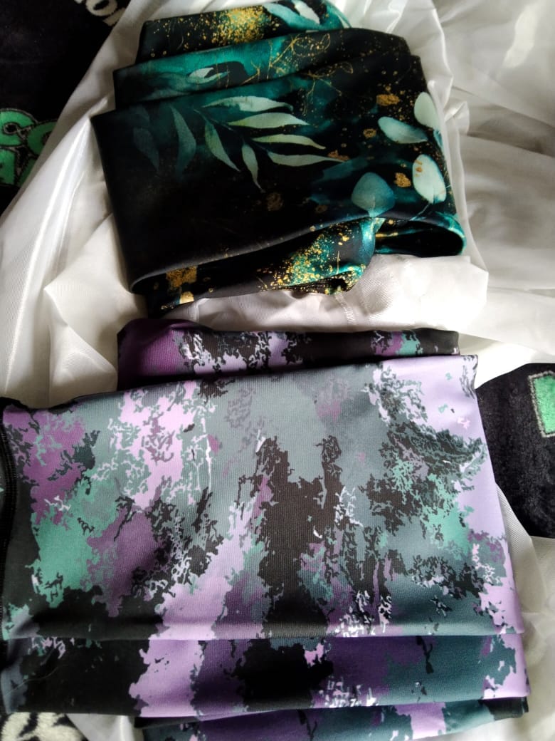Customer photo review of Aqua Boreal | Leggin Anti-Celulitis, Anti-Fluidos Con Cintura Alta & Horma Ideal