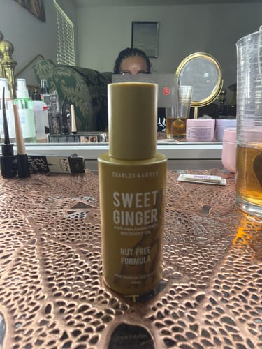 Customer photo review of [Nut-Free] Sweet Ginger Dry Oil for Sensitive Skin