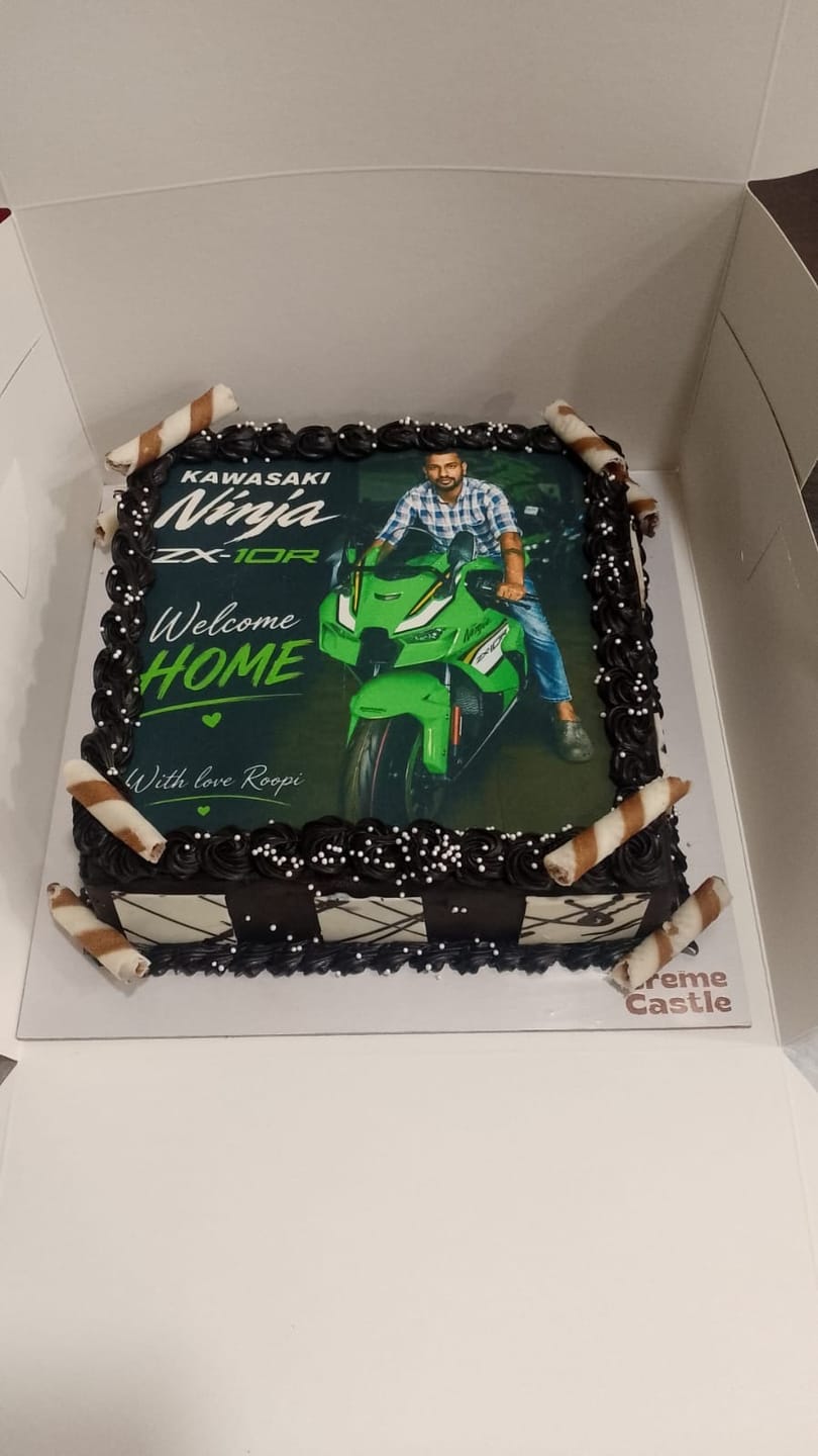 Customer photo review of Customized Photo Cake