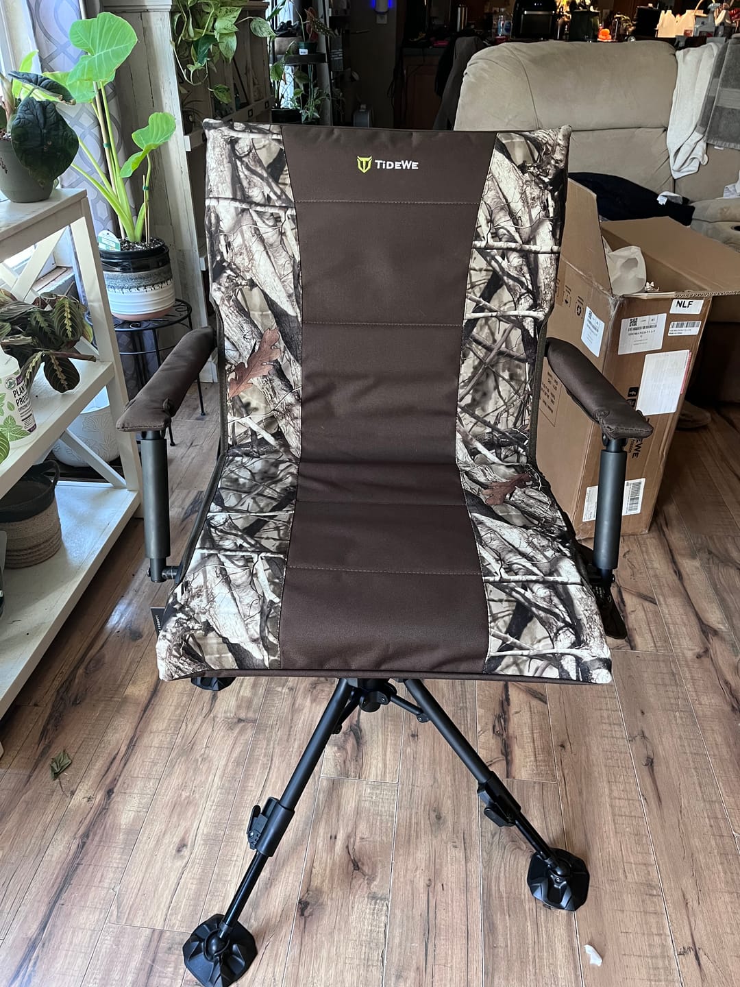 Customer photo review of Hunting Chair Adjustable Height 360°  Swivel Blind Chair With Armrests