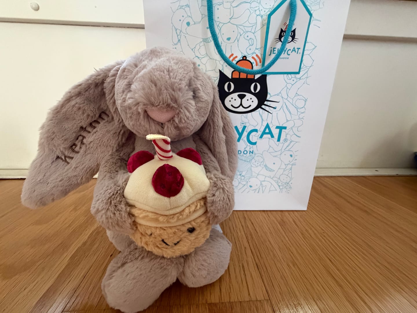 Customer photo review of Jellycat Bashful Beige Bunny 'Birthday'