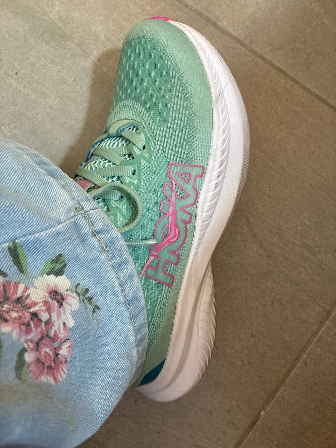 Customer photo review of Hoka Mach 6 Mujer Jadeite Alpine Blue